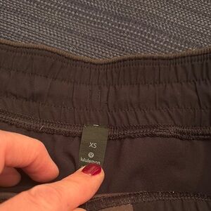 Lululemon dark olive men’s joggers  XS